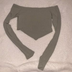 off the shoulder long sleeve crop top